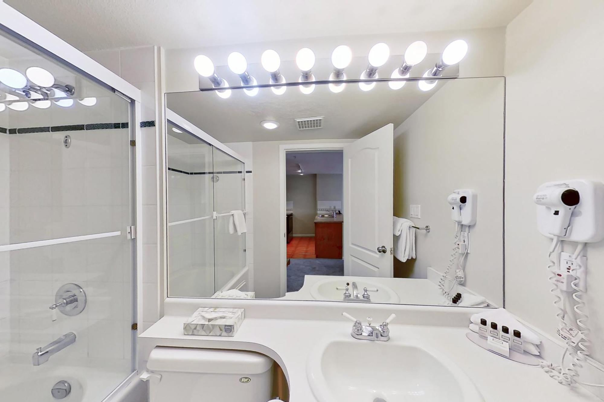 Town Plaza Suites Whistler Zimmer foto