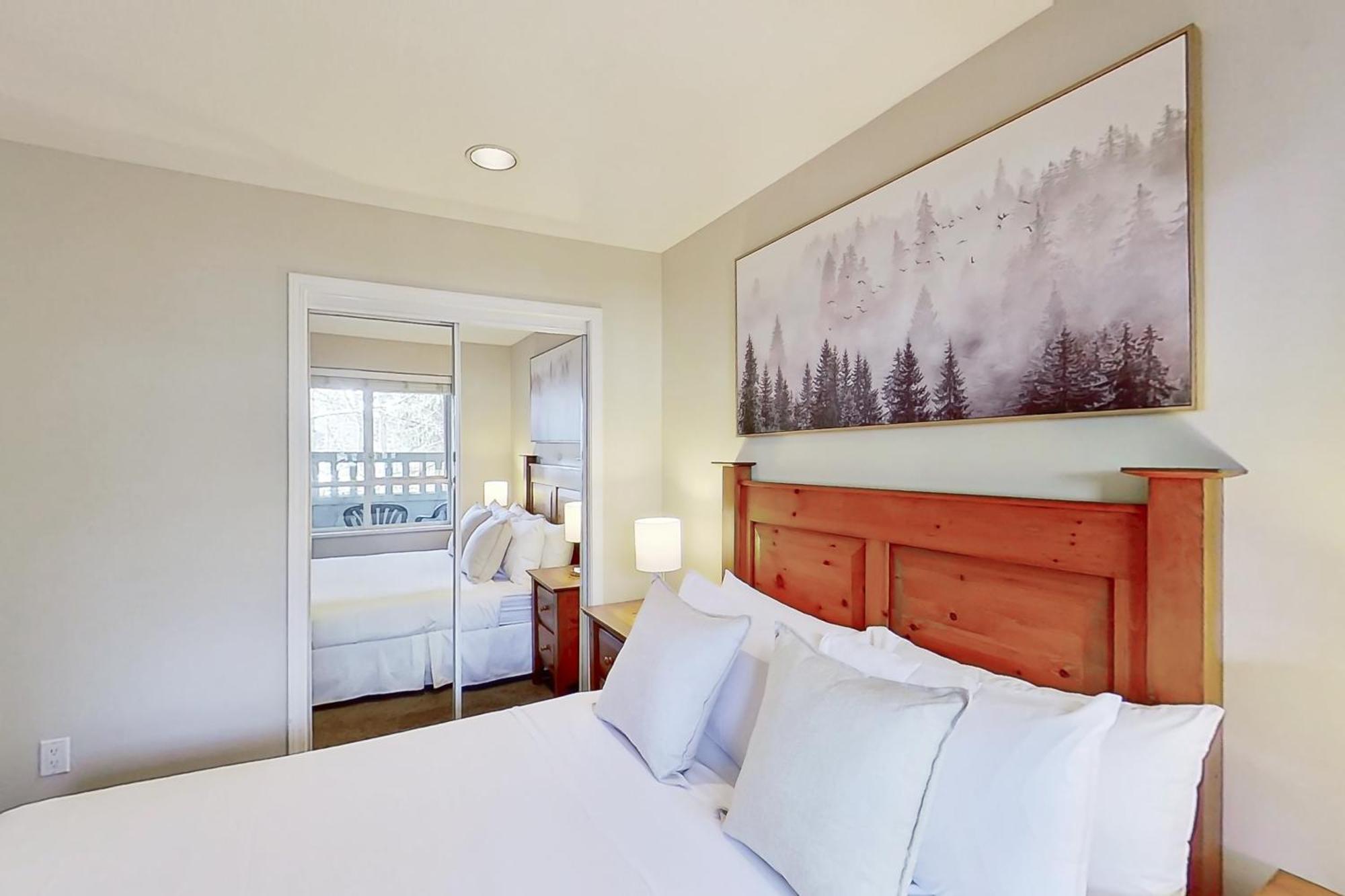 Town Plaza Suites Whistler Zimmer foto