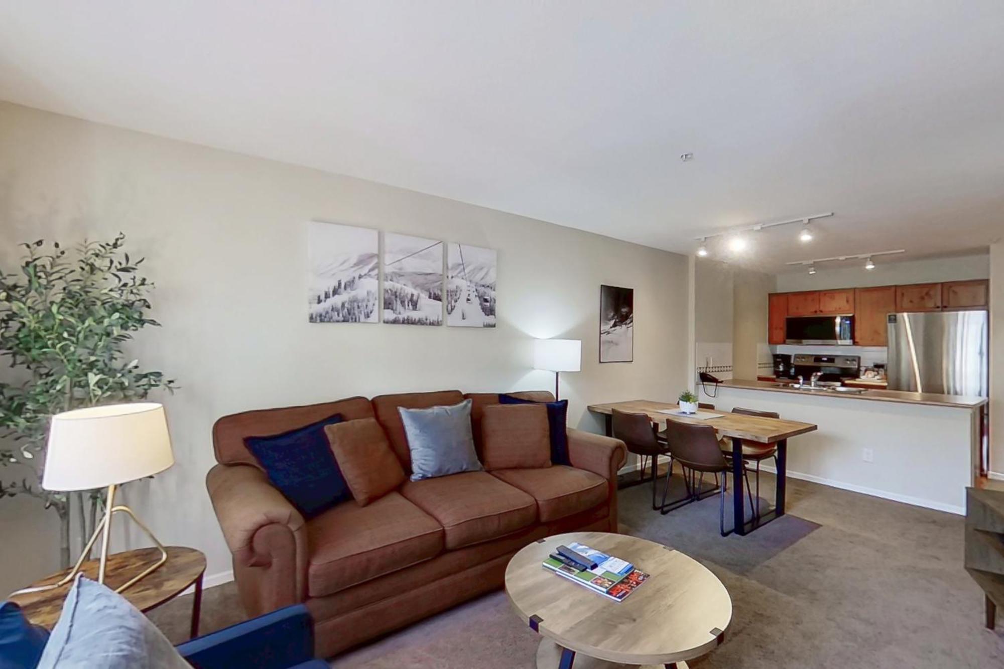 Town Plaza Suites Whistler Zimmer foto