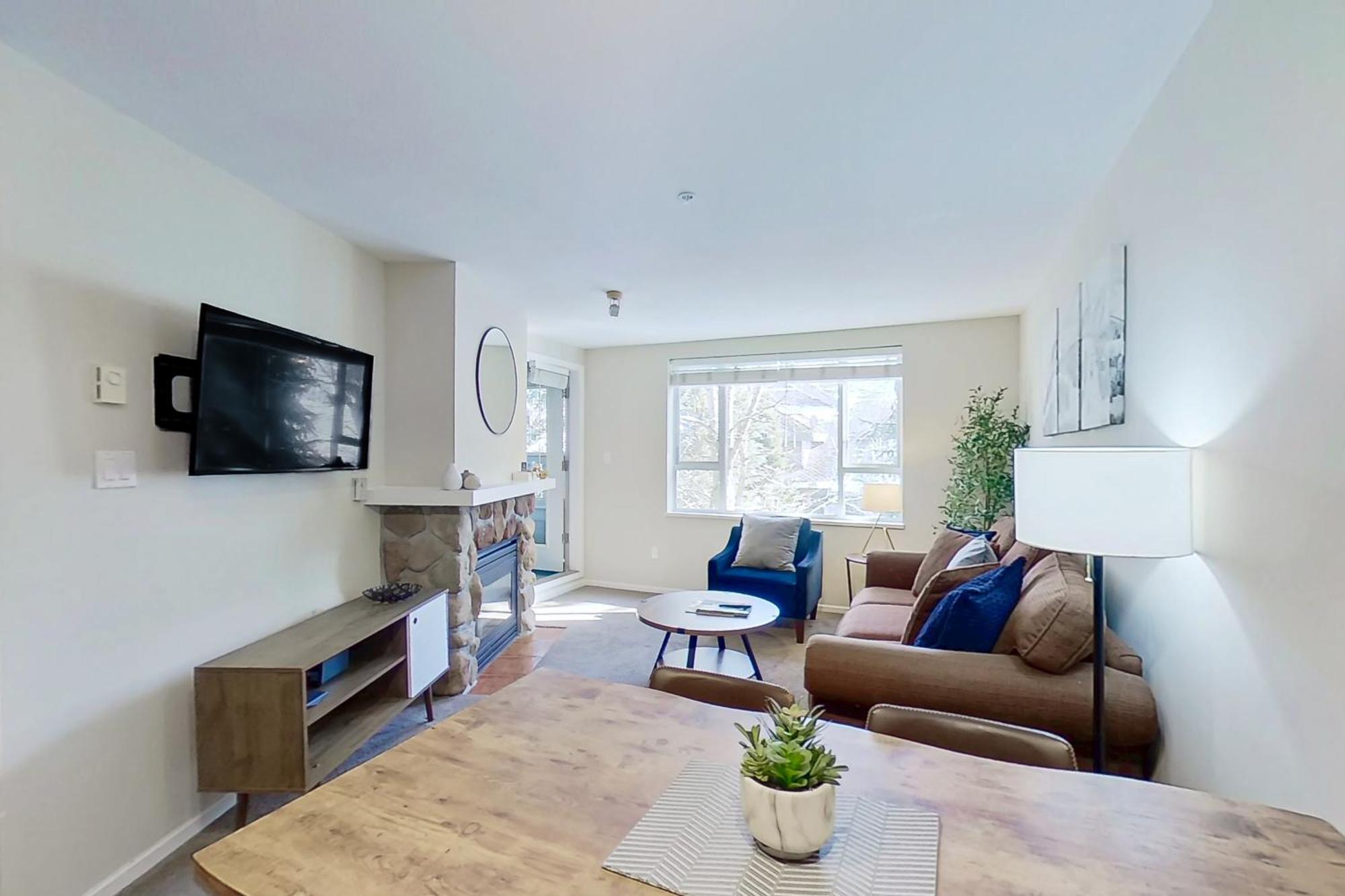 Town Plaza Suites Whistler Zimmer foto